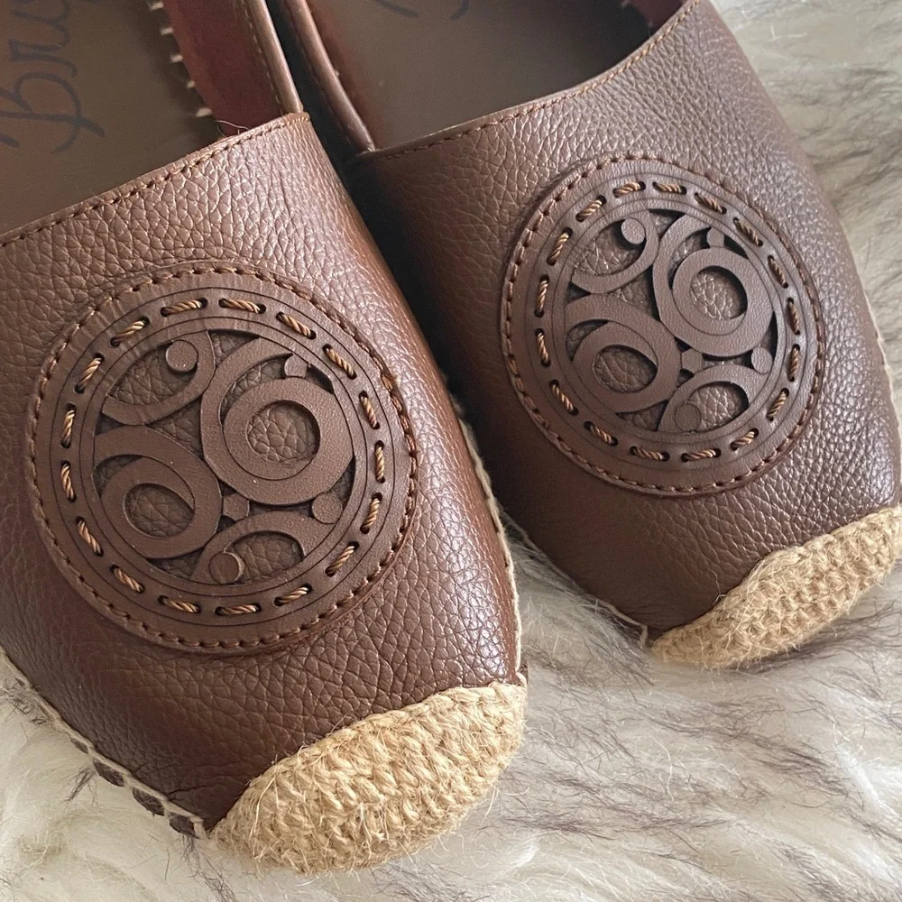 BRIGHTON Groove Brown Leather Slip-On Shoes